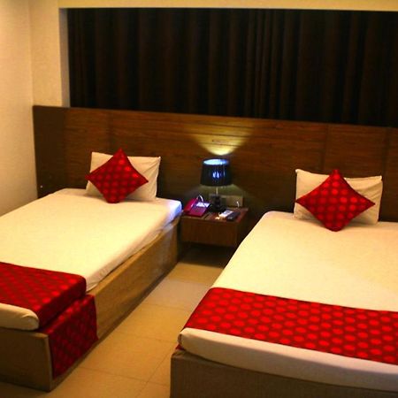 The Alina Hotel & Suites Chittagong Ngoại thất bức ảnh