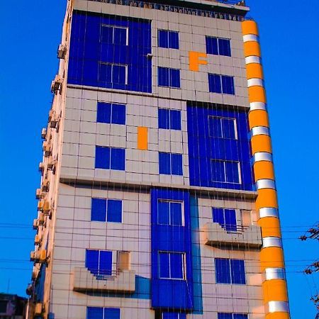 The Alina Hotel & Suites Chittagong Ngoại thất bức ảnh