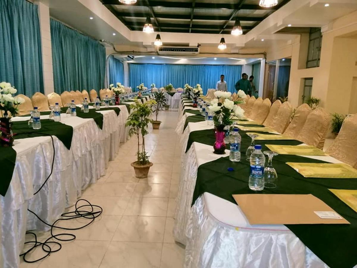 The Alina Hotel & Suites Chittagong Ngoại thất bức ảnh
